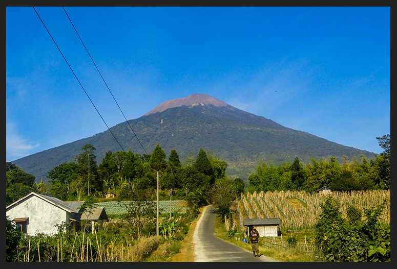 berikut ini adalah pegunungan yang ada di jawa tengah kecuali